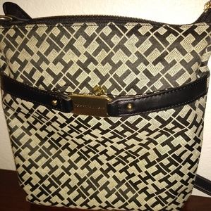 Tommy Hilfiger Purse